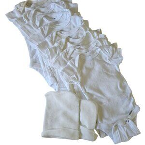 Lot of 8 Gerber Newborn White Onesies + 2 Hats – Unisex Baby Basics